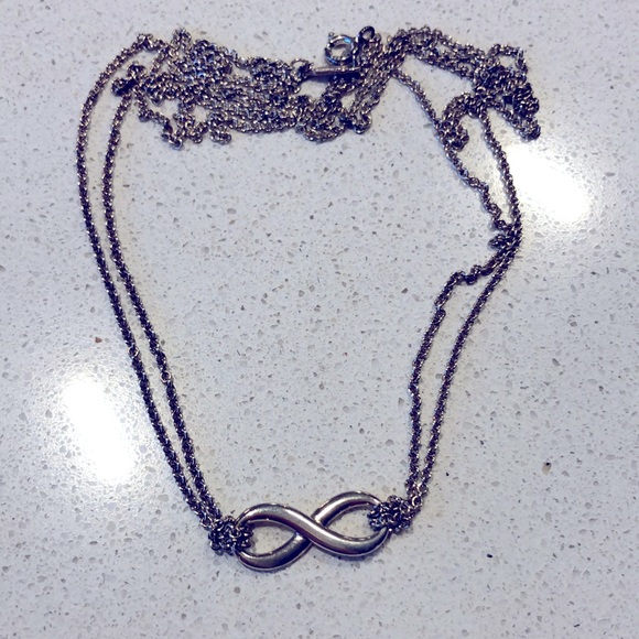 Tiffany & Co Infinity Double Chain Necklace & Bracelet - Picture 3 of 7